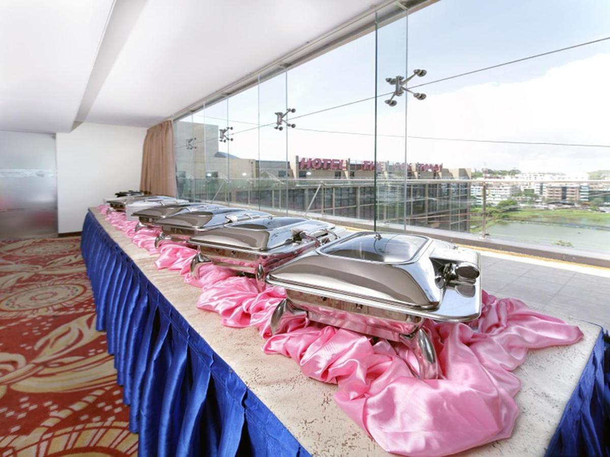 Hotel The Cox Today Koks Badźar Zewnętrze zdjęcie
